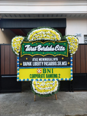 Papan Bunga Duka di Pasanggrahan Baru