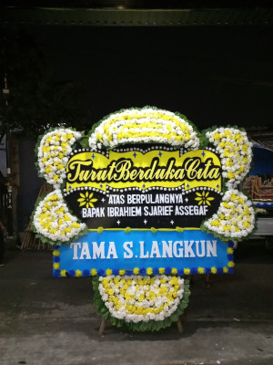 Papan Bunga Duka di Pasanggrahan Baru